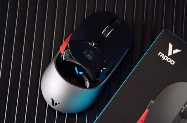 竞仔|雷柏VT960测评！超跑造型、有线无线双模连接、做最亮的电竞仔