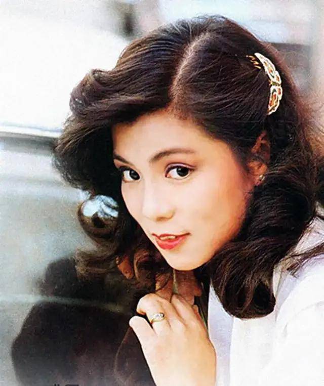 原创翁美玲逝世36周年，旧爱汤镇业近况惨淡，儿子星途不顺欲转行