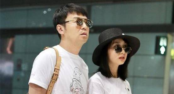 雷佳音老婆翟煦飞漂亮照片 ac2b32302c894257b48fe469f0f44171.jpeg