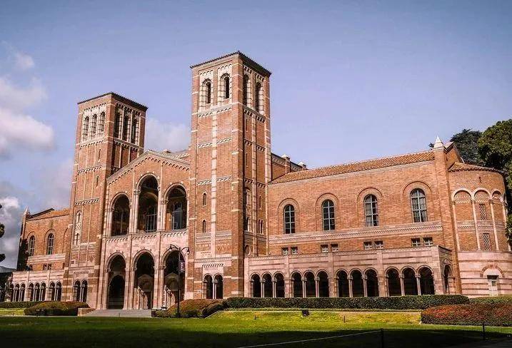摄影学院排名_我的英雄学院图片(2)