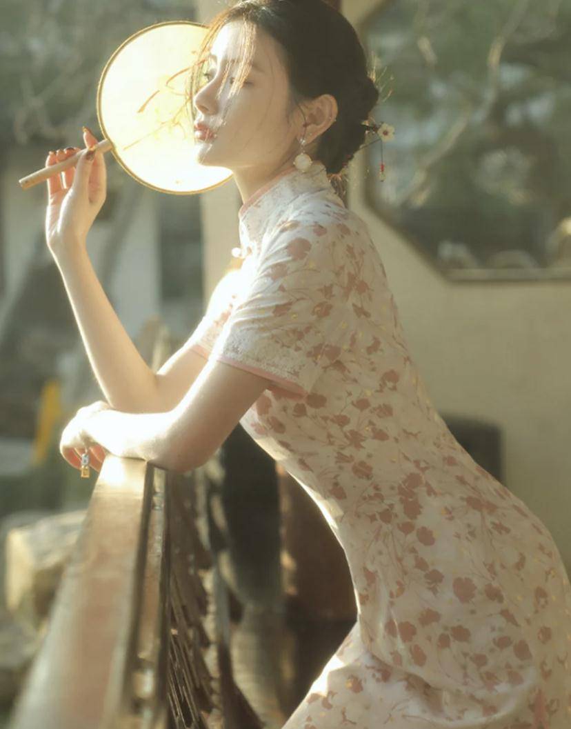 怎样变得高雅有气质 3675fe4e918446a19200d7bc62fc1304.jpeg