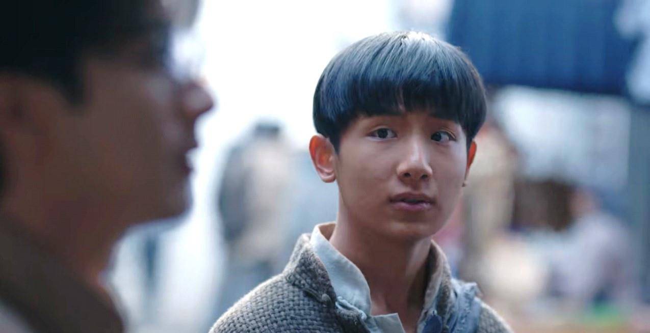 飞蛾扑火是哪首歌改编的 8c0c265241914431a1ba205b8aaa2db5.jpeg