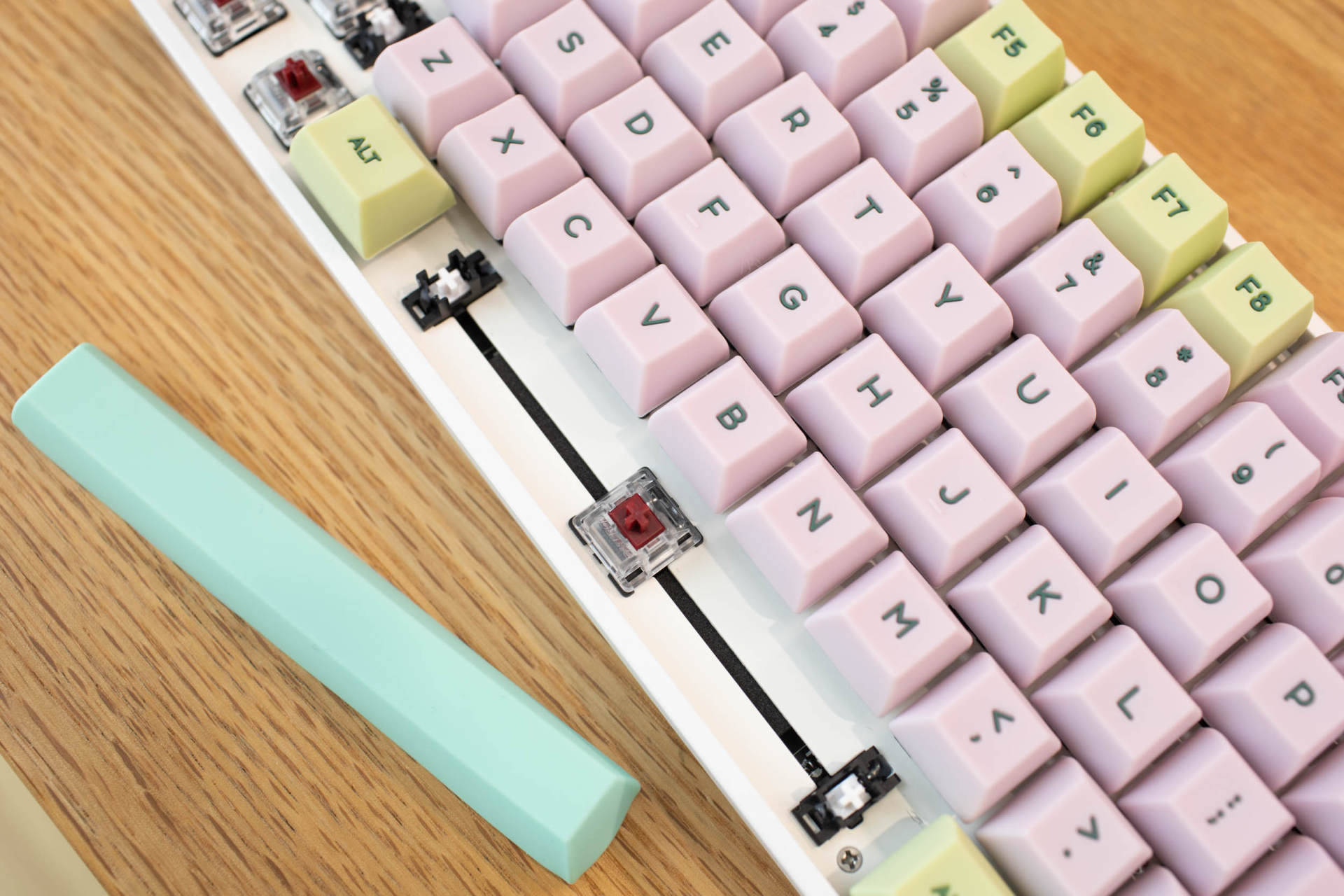 不一样的布局不一样的手感小呆虫sk96s双模键盘