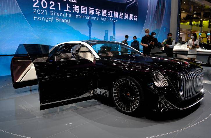 国产宾利要来了对开门的设计后排的豪华程度堪比商务舱