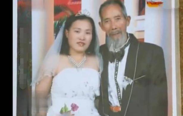 28岁女孩不顾家人反对嫁给73岁大爷 生下孩子后 怎么样了 张凤