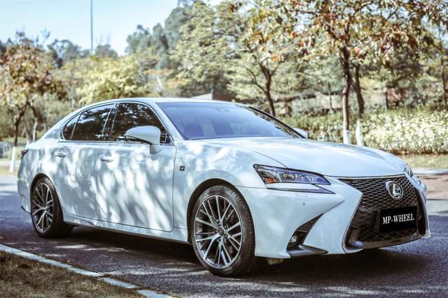 旅行车改什么轮毂好看 890003020f984aada2cfcc38a3d326d1.jpeg