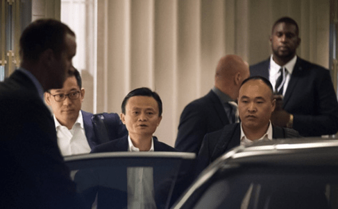 马云的1米9美女保镖天使面孔魔鬼身材网友不做女团可惜了