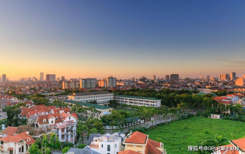 中梁控股高成本融资偿债压力大 房产质量问题频