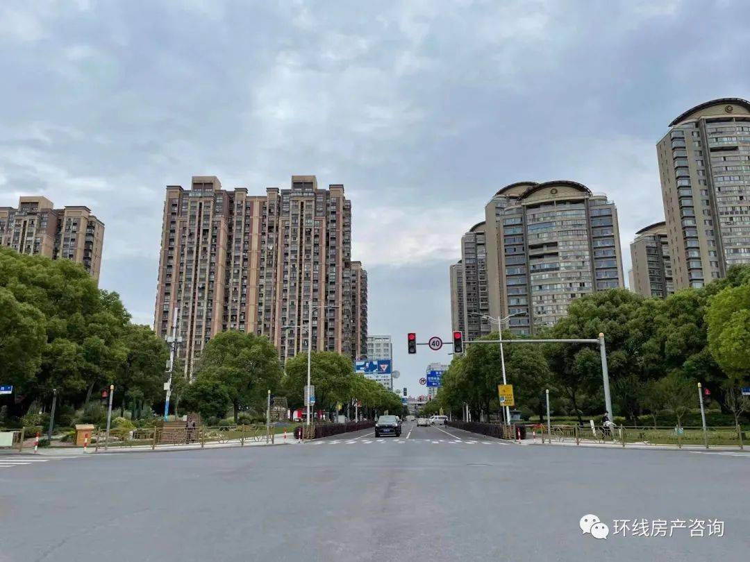 自己盼望多年的5号线最终会绕过自己开往了望园路金水湖那种人气不足