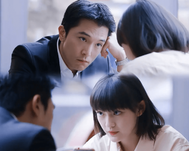 奈何开播后刘心悠的"姬感"太重,和刘奕君的cp感大打折扣,而文淇和邱泽