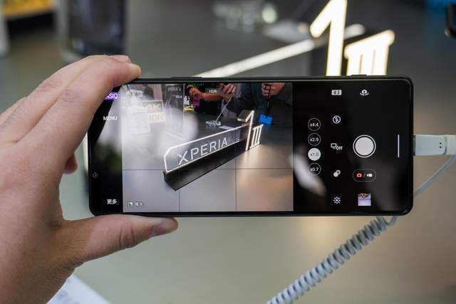 手机怎么改造成相机 e35cd7bf92a243128067861050446cdc.jpeg