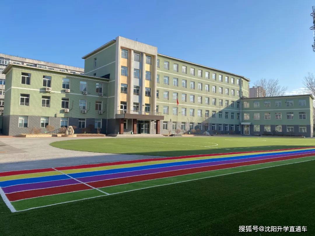 童辉小学图片