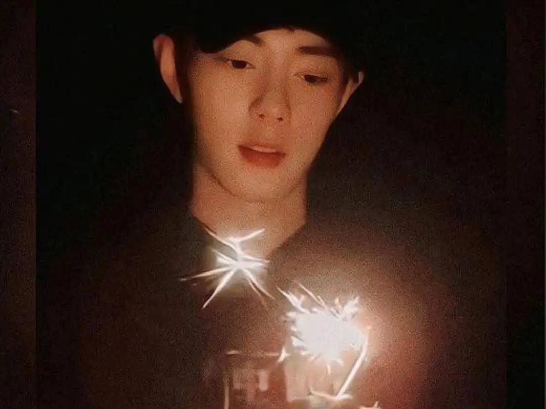 烟花代表了什么?肖战放烟花,又意味着什