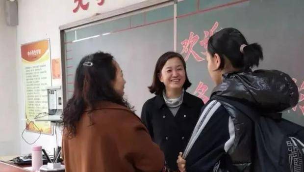 教师佛系教学争议事件 f2cff3db824043ea9827146294a0ed85.jpeg