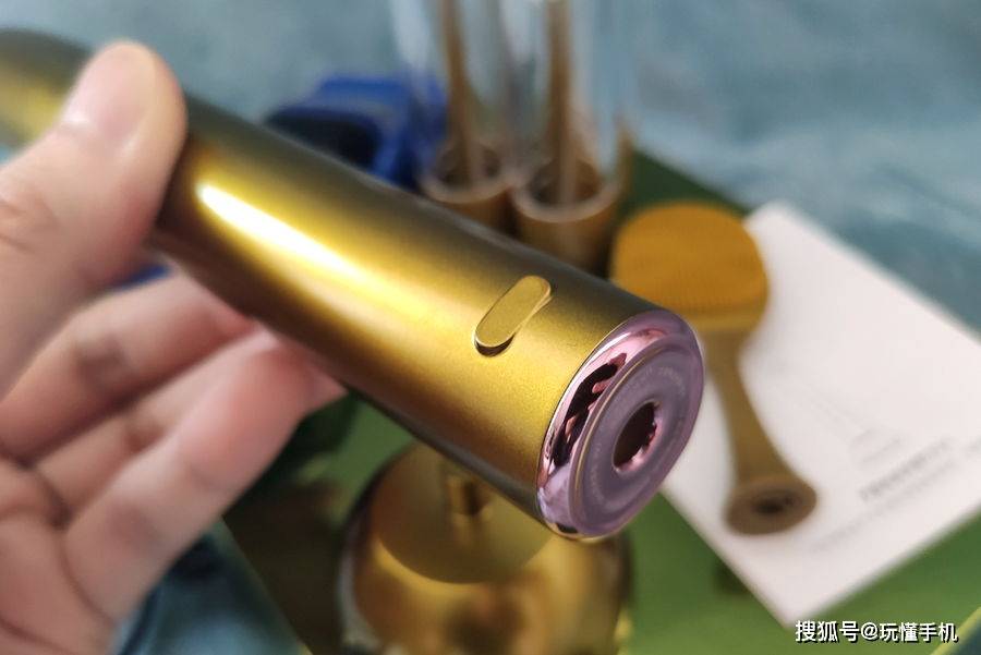 感应|可以洗脸的电动牙刷「罗曼T10X」使用体验