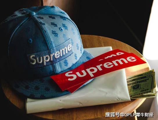 薇娅翻车后巧甩锅 直播间现山寨联名Supre