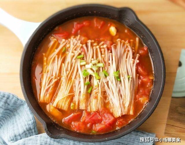 在家怎么养金针菇 5842094a52004685b1bc7bd5adef1553.jpeg