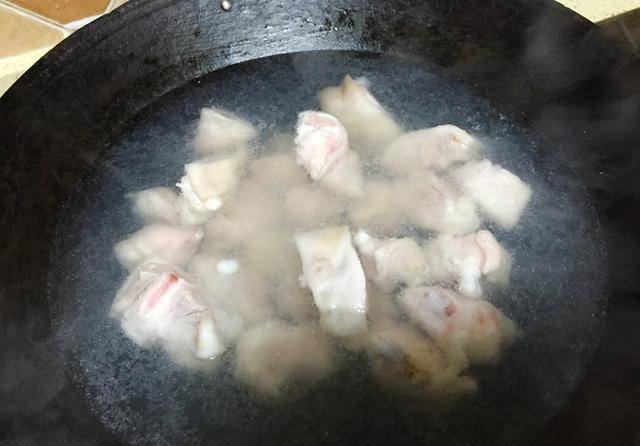 猪脚怎么做好吃不要放糖 60928d9a24fd4f59b976c540d06ceaf1.jpeg