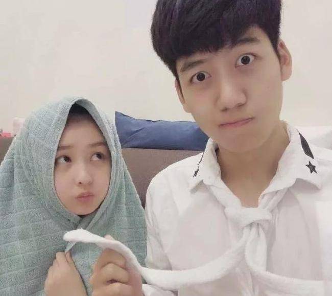 但这次女不作男作,男生出去喝酒喝大"犯了错",炫迈和他分了手,直播间