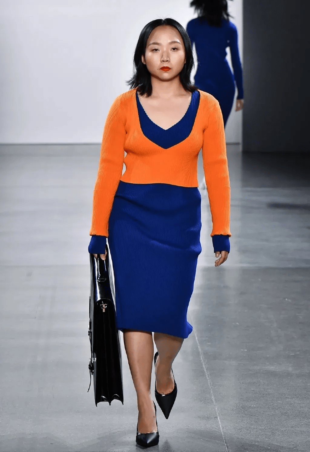 时尚穿搭秀综艺 e8fdababdba44203903dd9ae43f0365f.png