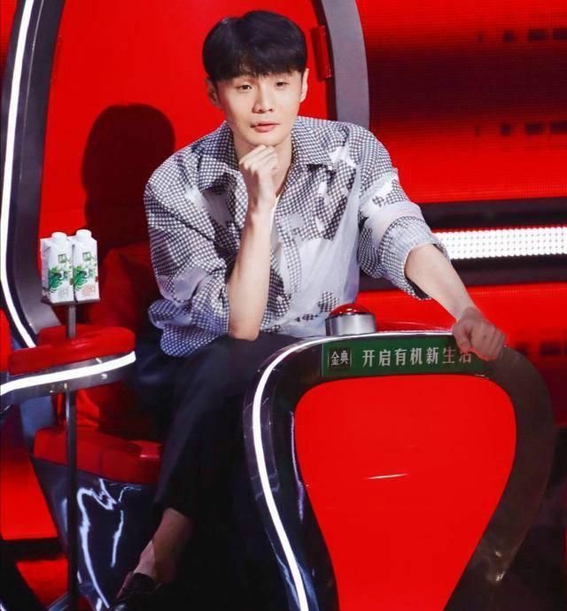 中国好声音2020九强晋级赛完整 f463d25c70194458bdc22175b68b8575.jpeg