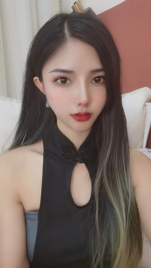 世界上最美的女主播 1f53b693d18245aebec83d9d4f2a119a.jpeg