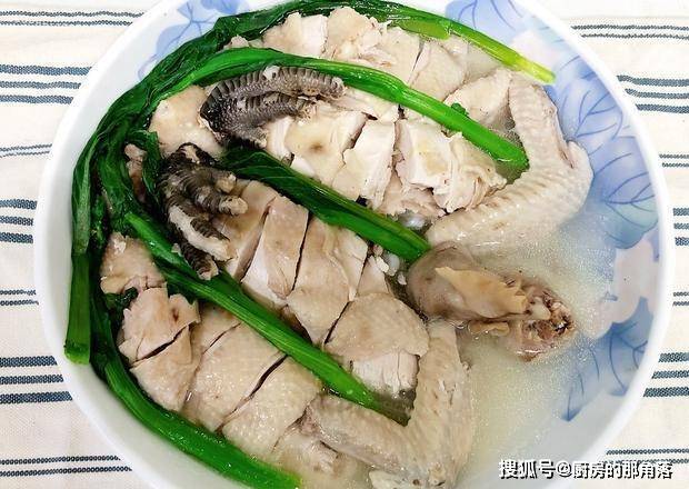 鸡肉和它特相配,蒸一蒸就上桌,爽滑鲜嫩营养高,连汤汁都不剩!