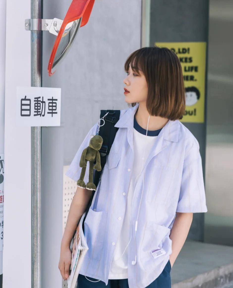 原创给穿搭"去去油",打造夏日清爽少年感,女生穿中性风太帅了