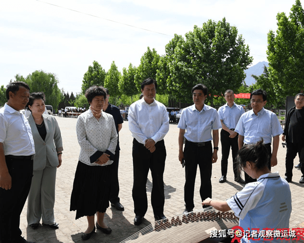 運城市副市長梁清燕深入永濟市專題調研人人持證技能社會建設工作