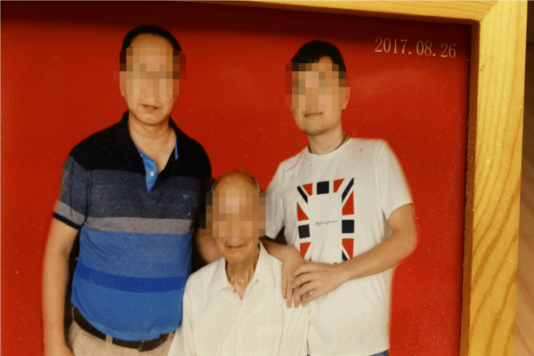 五粮液旗下公司销售员酒后身亡被赔偿132万死者父亲起诉参与酒局人员