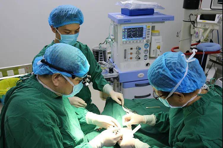 北京儿童医院眼科斜视 a2dcc4e6dbd64285a80ccf7cde33552a.jpeg