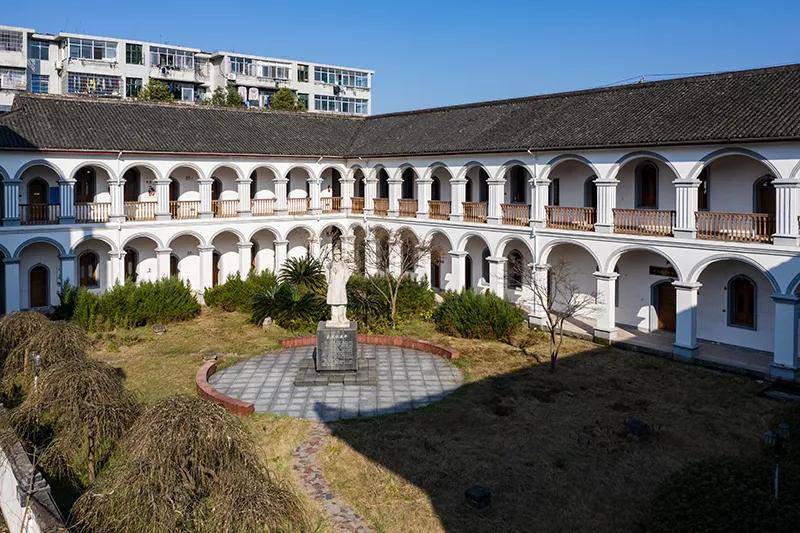 红军攻占陬市,河洑及桃源县城 残敌固守在常德城内,不敢出来 红军取得