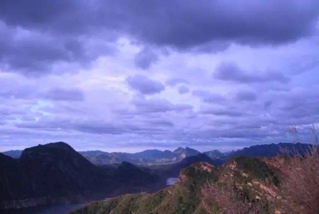 什么时候才有云海看 07569c9f7fcc466f92ea8c2544186d90.jpeg