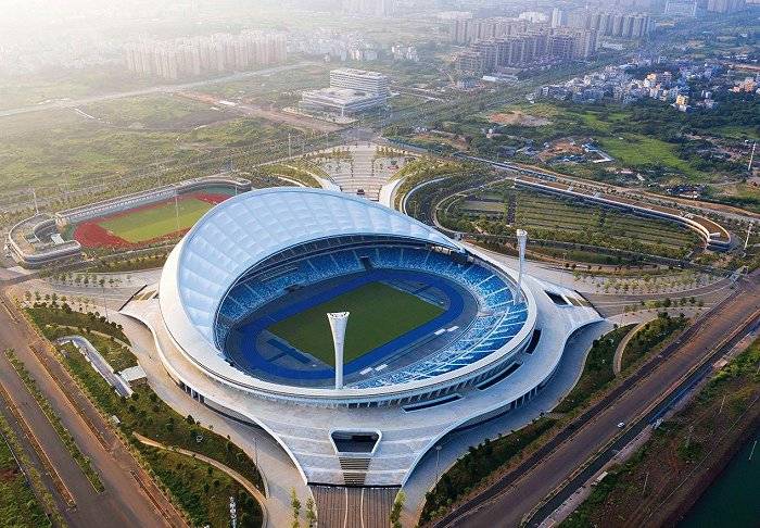 承建众多大型公共建筑工程,市政工程,如海口体育场,淮安市政府办公