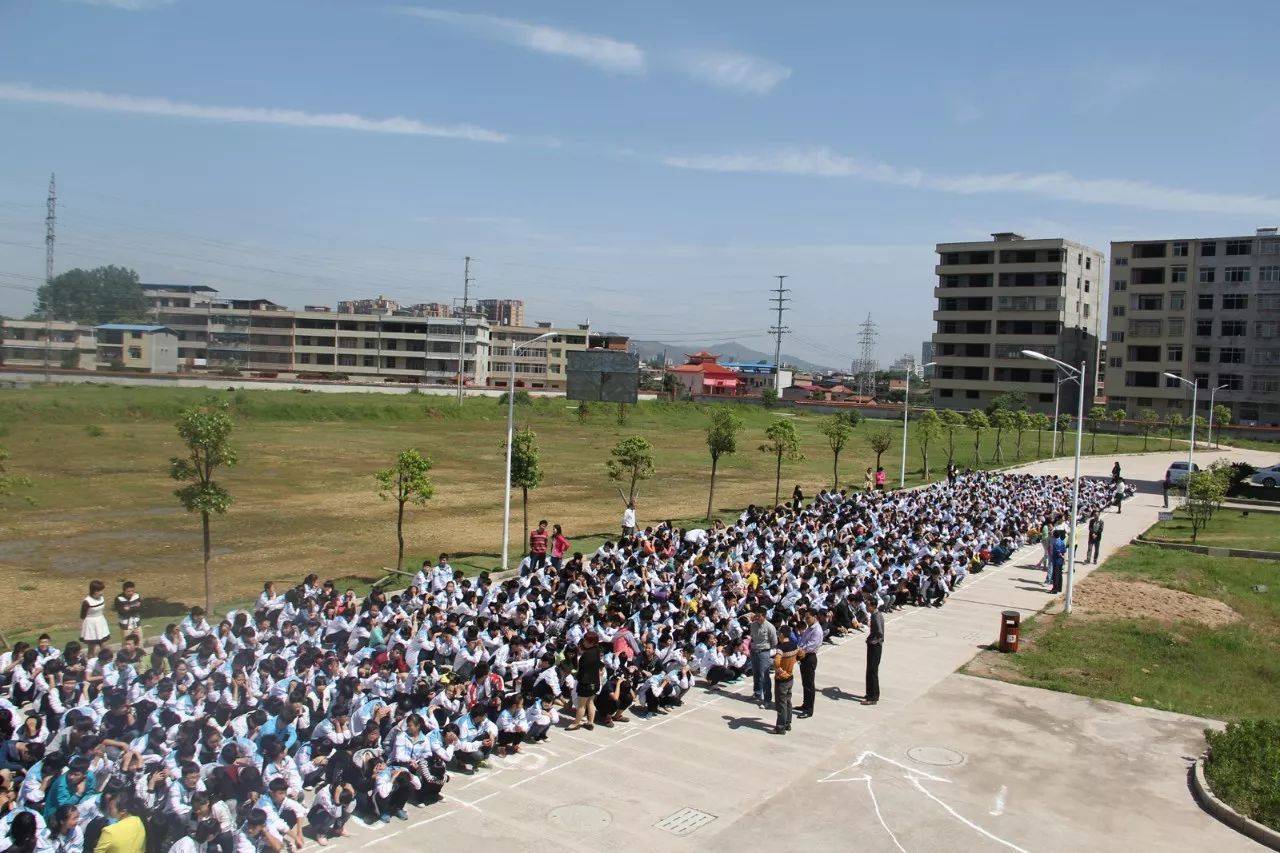 瑞金五中校园守护人李其忠脚下有力心中有光