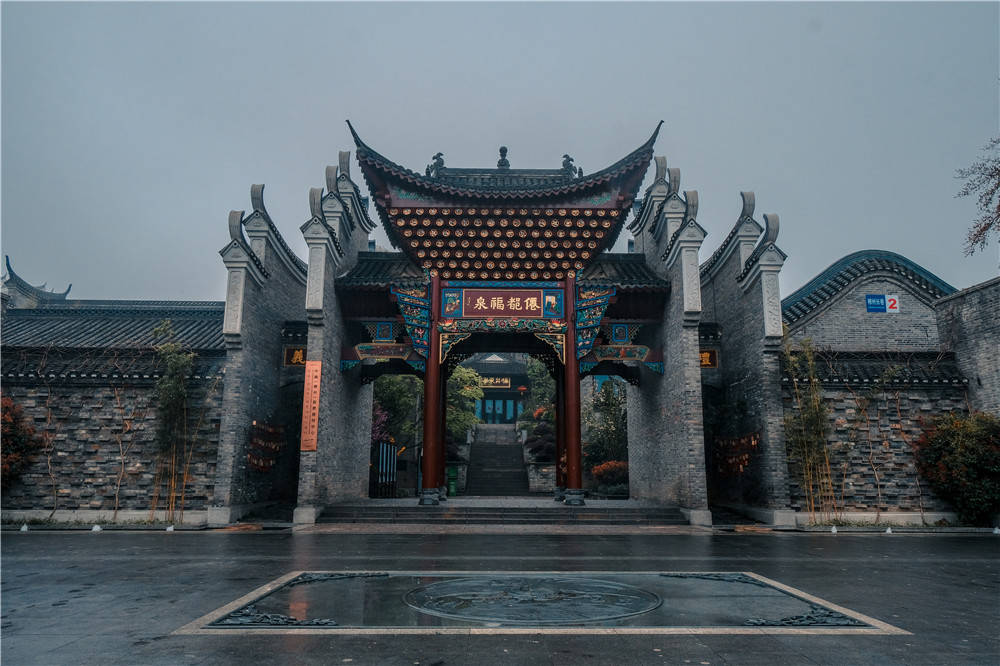 实拍图具有独特郴州故事的义帝阁,仙泉坊,十八福泉,仙都福泉,药仙阁