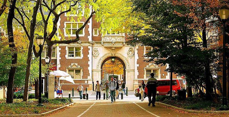 国际学生拥有何种成绩和背景,才有机会被美国商学院录取?