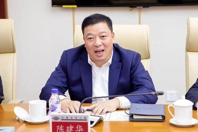 江苏富豪排行榜_江苏新首富诞生,全球富豪榜排名36,30年前竟然只是搬砖工人