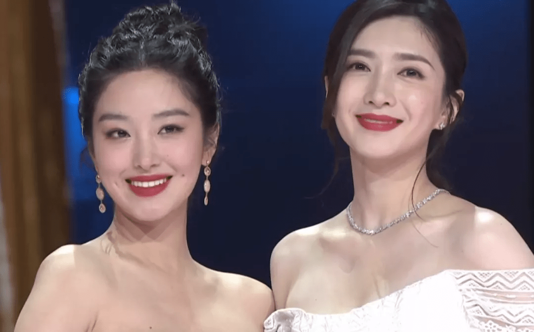 《欢乐颂》新五美首次公开亮相,闺蜜合照暴露真实关系