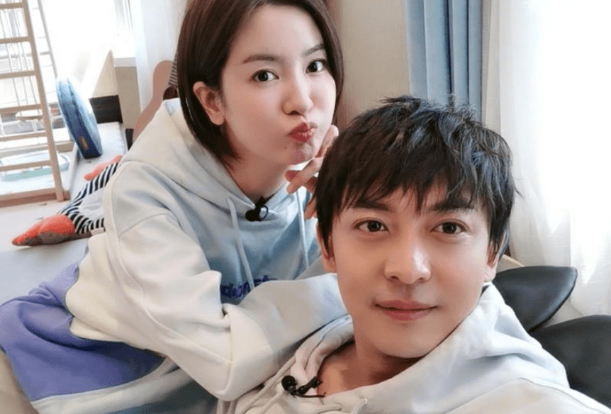 李佳航李晟正面回应婚变传闻莫名被曝离婚半年男方反应太真实