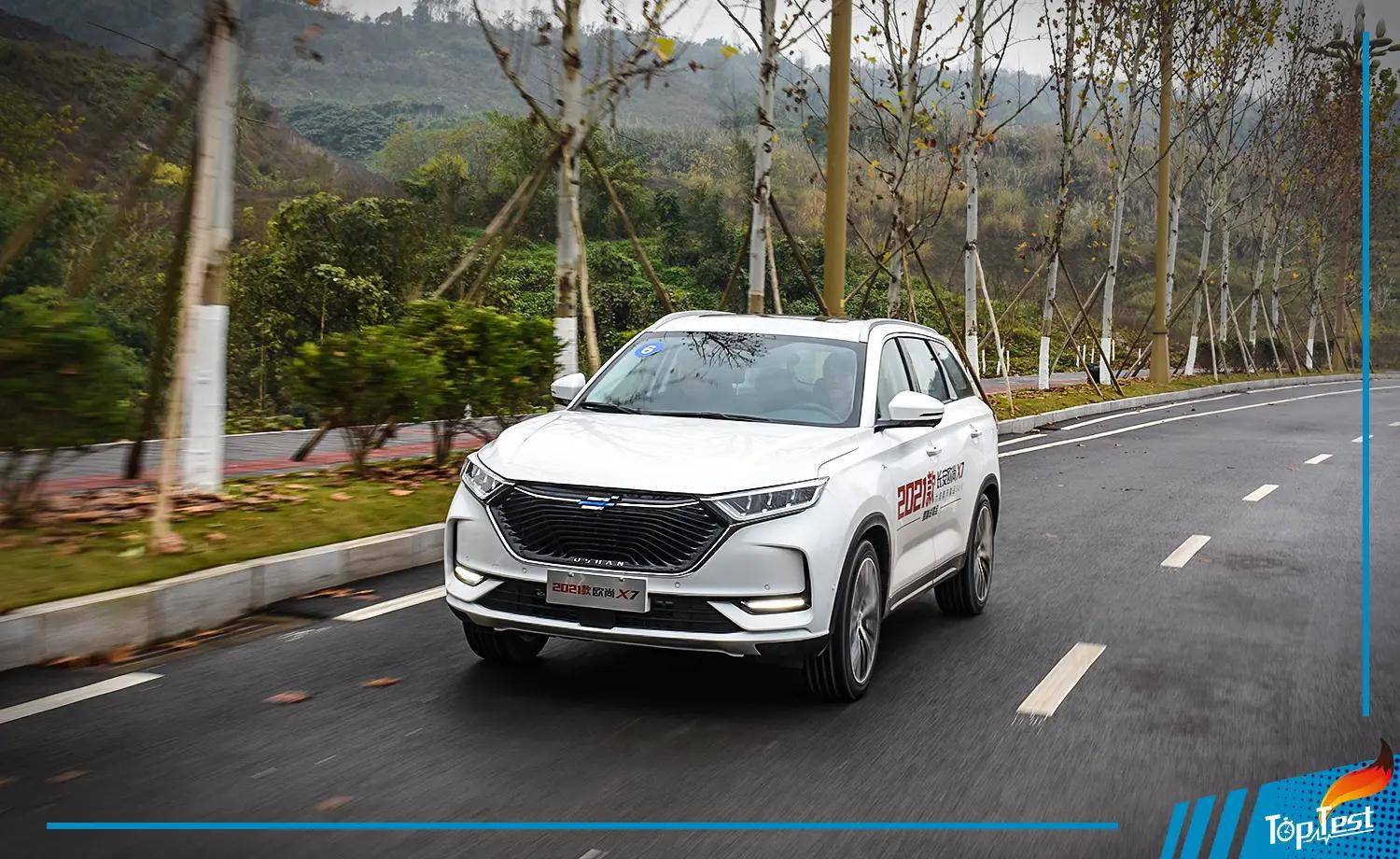 科技配置升级试驾2021款长安欧尚x715t