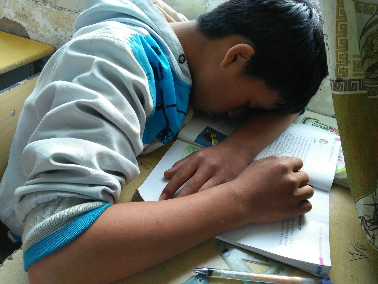 怎样变胖最快小学生 90d6e8d07c0443d6b61823bcf7310700.jpeg