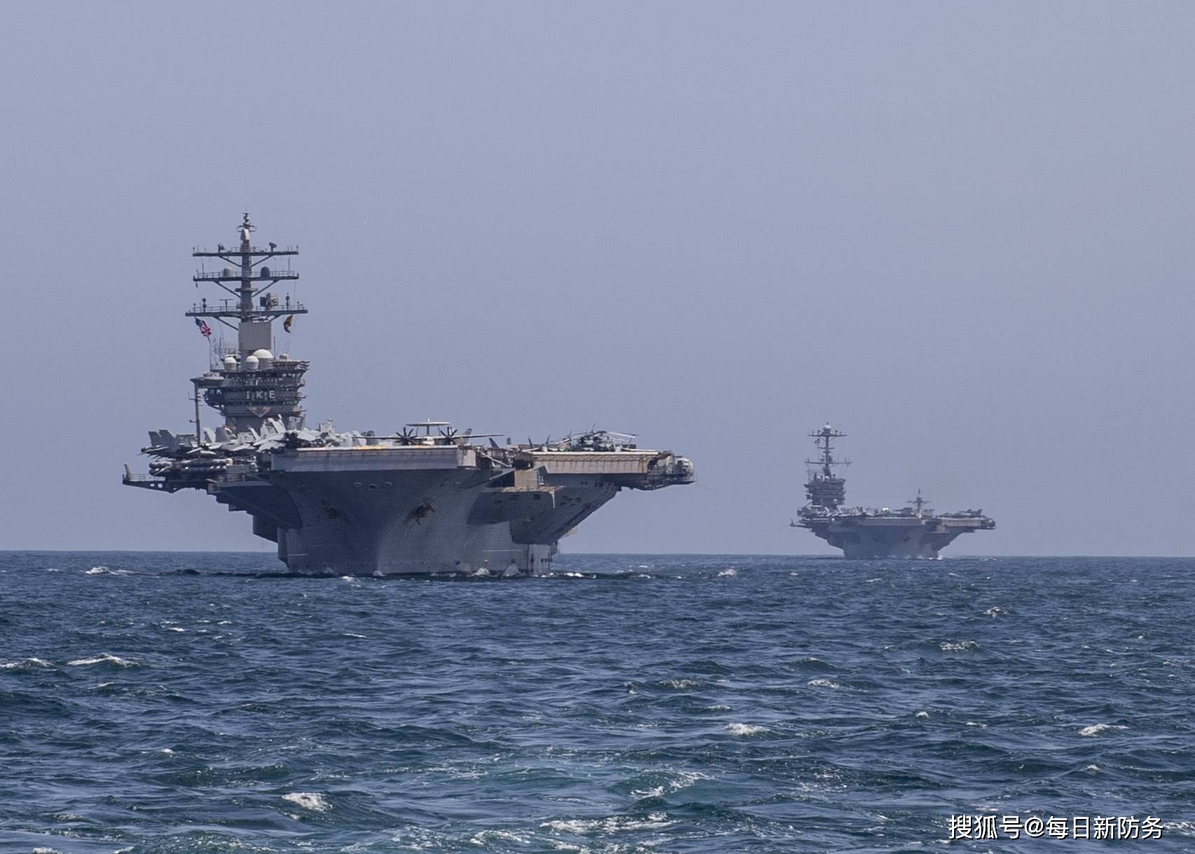 (美军双航母)2016年7月.