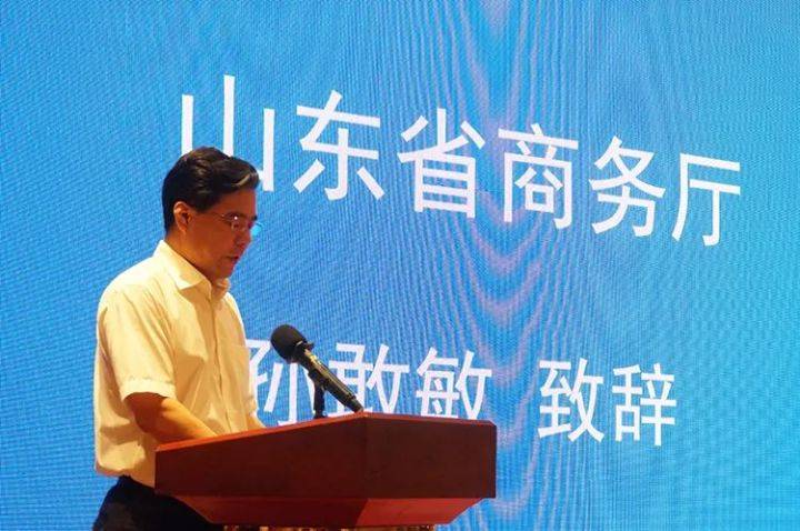 巡视员孙敢敏,厅相关部门负责人;济南市商务局党组成员,副局长李晓军