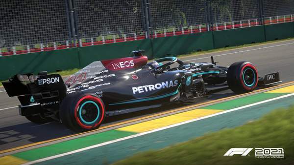 截图|竞速游戏《F1 2021》首批截图公布 身临其境的飙车享受