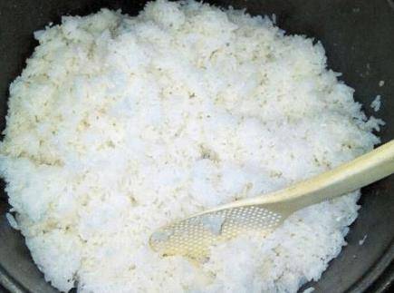 糯米饭怎么蒸才不浓 a83db2ef9d324575976590dac9b0ae01.jpeg