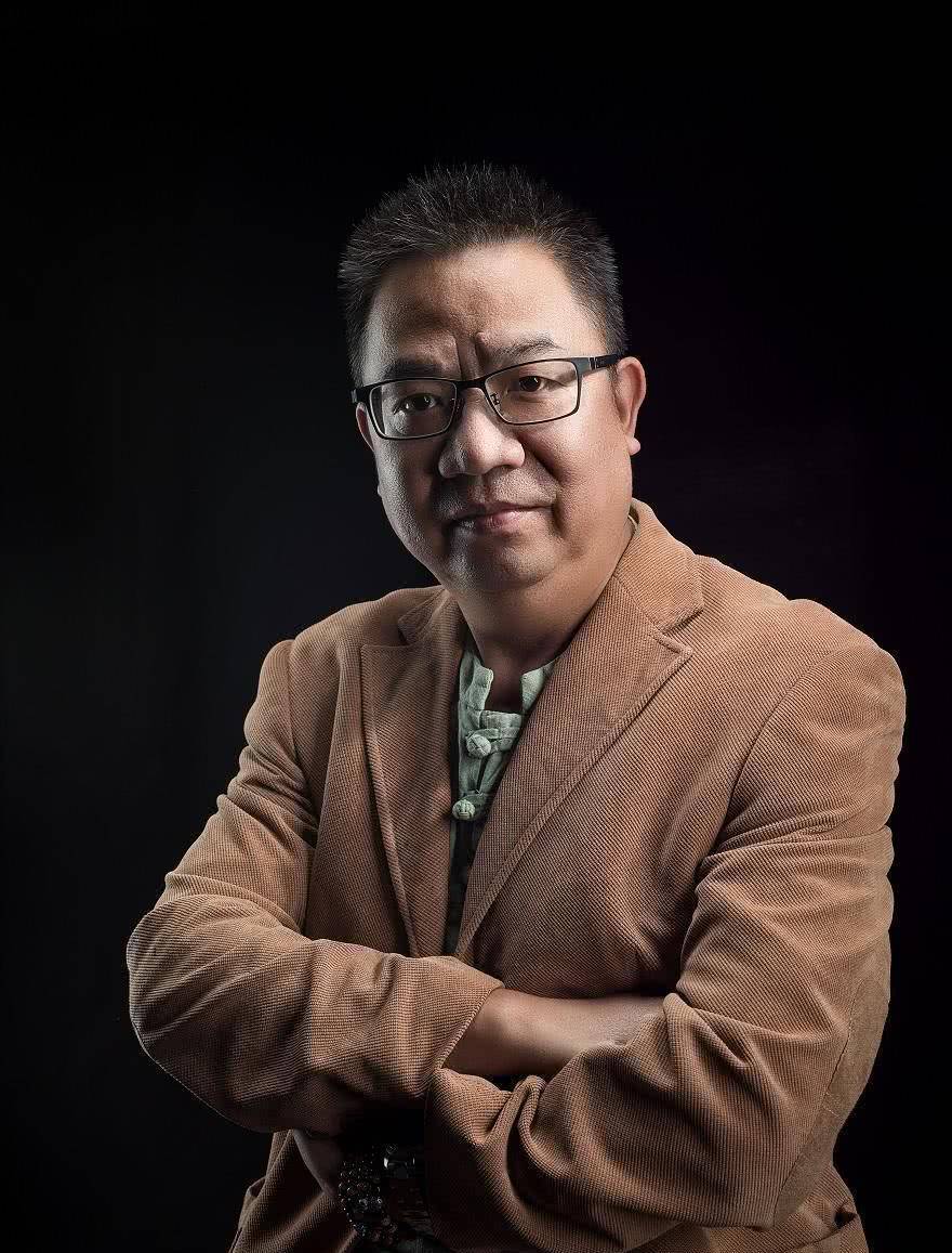 重庆最落后的区县, 经济相差市中心1千亿元, 去年才退出贫困区县_黔江