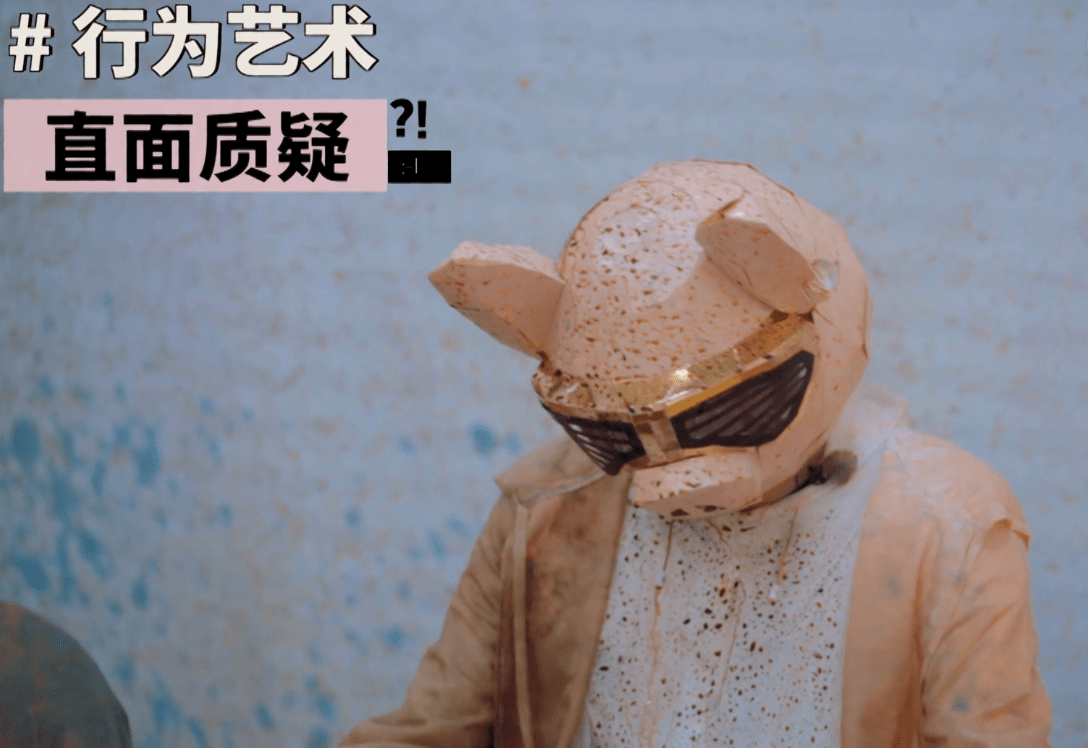 陈陈陈搞行为艺术被集体吐槽,为何只有张翰敢当面怼?