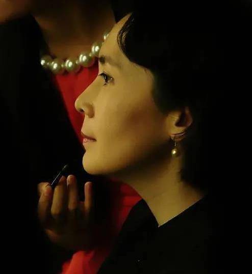 61岁老戏骨肖雄因热爱拍戏遭丈夫抛弃单身至今