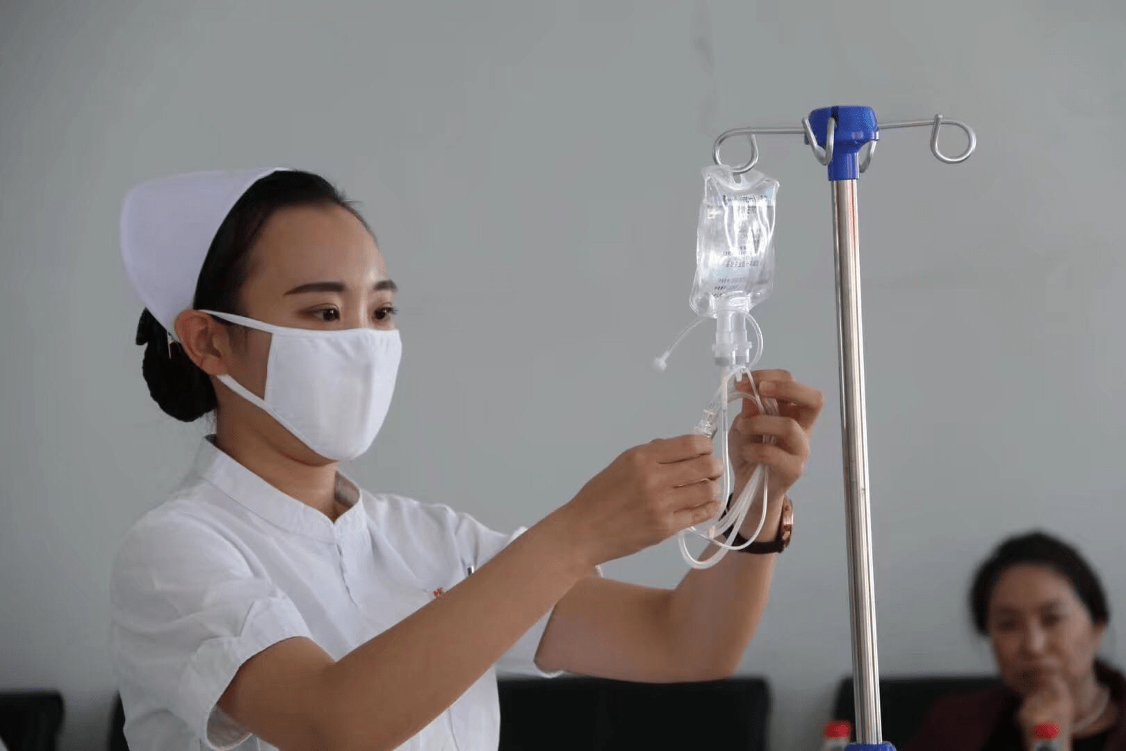 北京大学第三医院、护士全程协助陪同号贩子—过来人教你哪里有号!的简单介绍